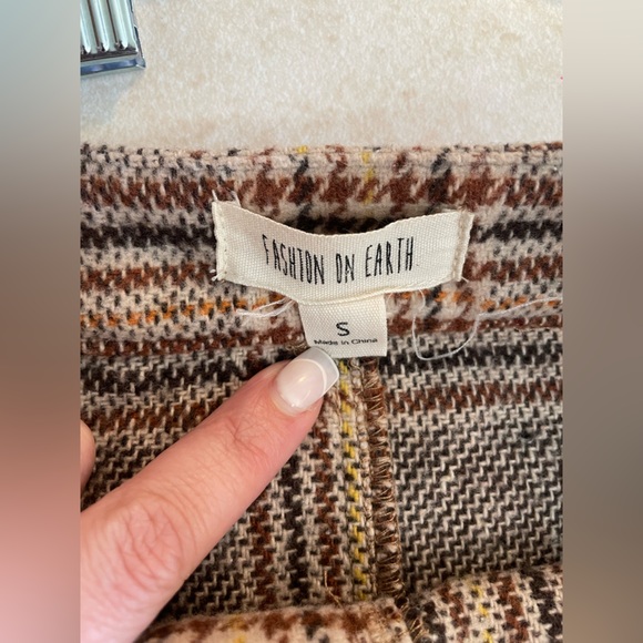 Fashion on Earth plaid zipper skirt - Picture 7 of 7